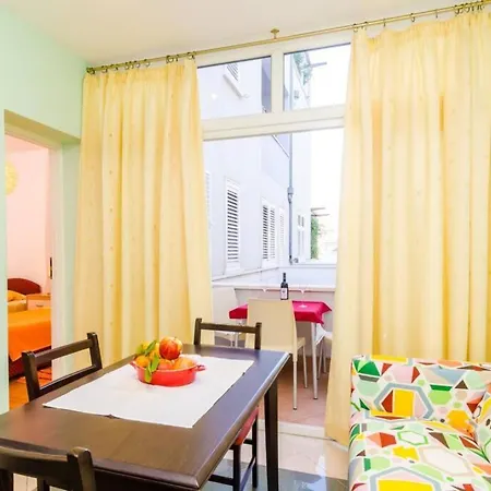 Villa Diana: Cozy 2-Bedroom Home In Dubrovnik *