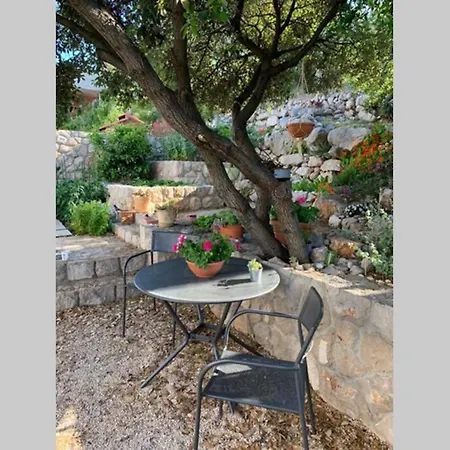 Apartment Villa Diana: Cozy 2-Bedroom Home In Dubrovnik Dubrovnik